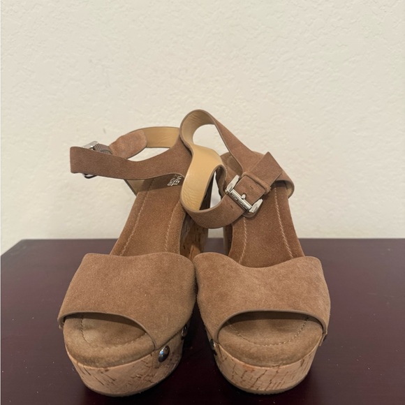 Brown Suede Platform Sandals - Like New - Picture 1 of 5